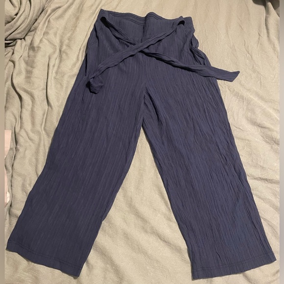 SoHO Medium Wide Leg Navy Pants - Picture 7 of 9